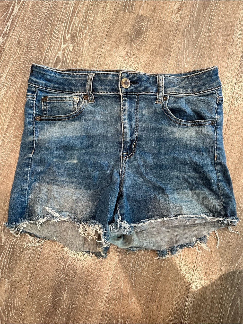 American Eagle Outfitters Distressed Hi-Rise Shortie Shorts Size 10